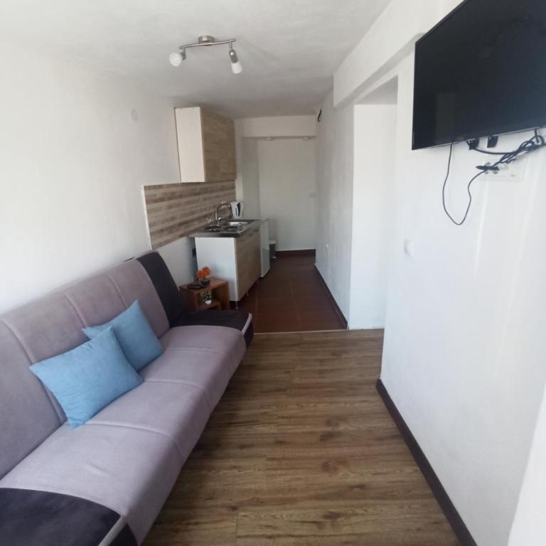 Apartments Kollari - Studio - 13