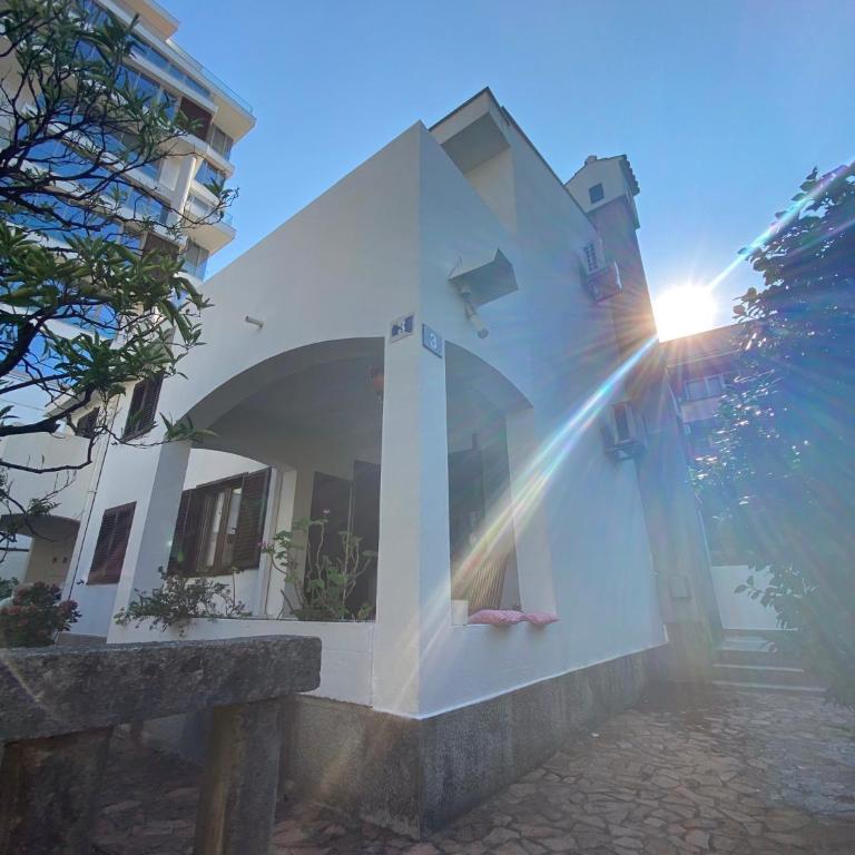 Guest house Kamelija - Kuća sa 4 Spavaće Sobe - 2