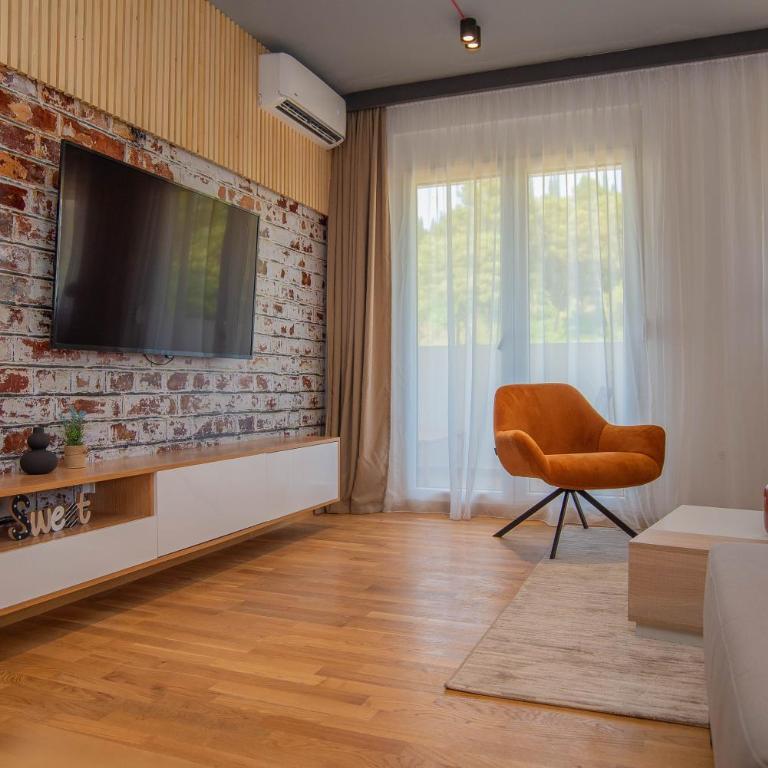 Stylish Two Bedroom Apartment at Ljubovic-Hill Park - Two-Bedroom Apartment - 5
