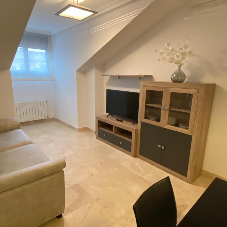 MARINA LLANES IV - One-Bedroom Apartment - 10