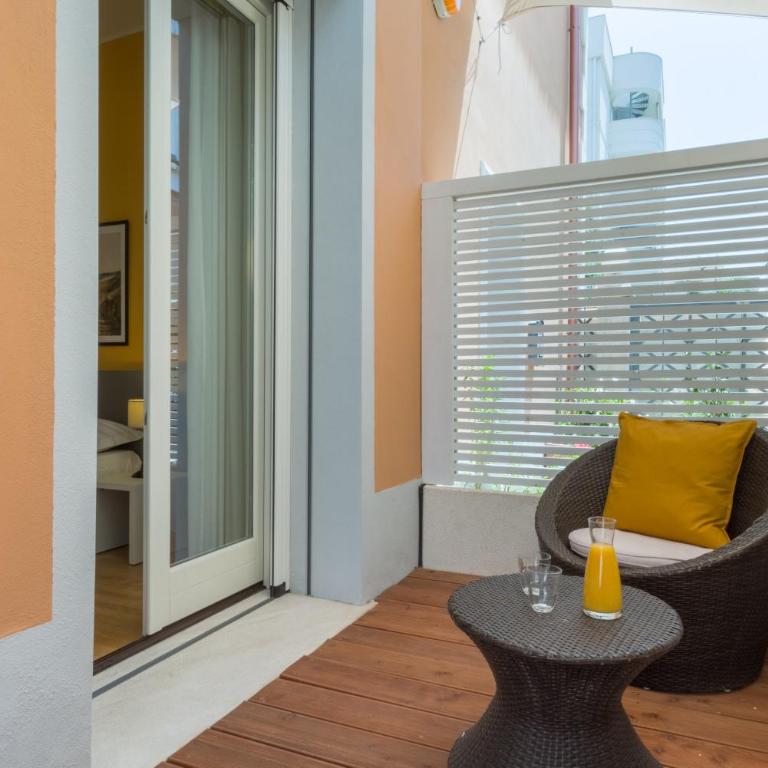 Guesthouse Libeticus - Two Connecting Double Rooms - 3