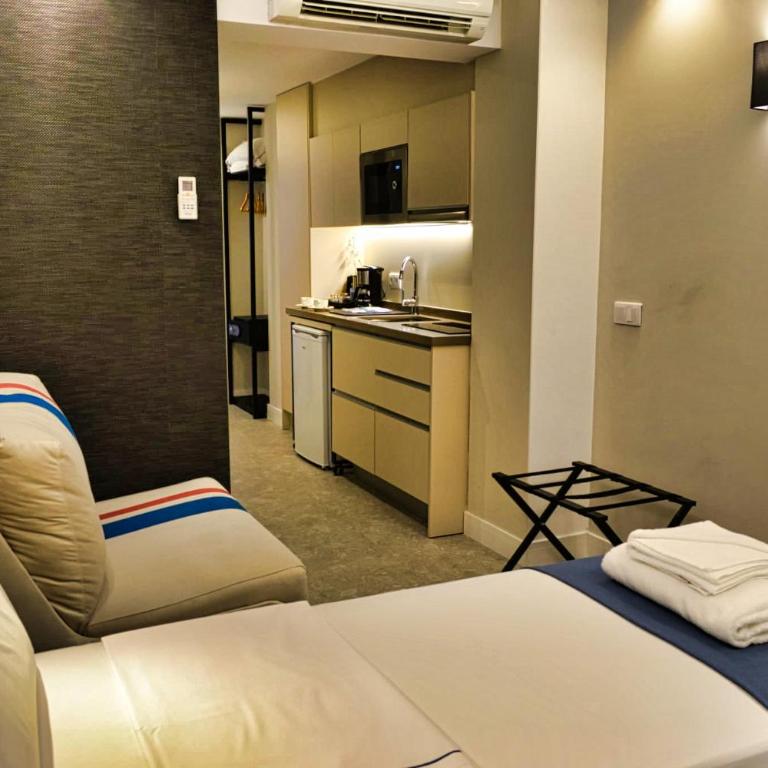Posidonia Aparthotel - Estudio con 2 camas individuales - 26