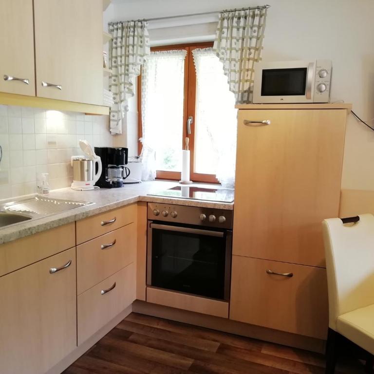 Landhaus Heisenbauer - Apartment mit 1 Schlafzimmer - 1