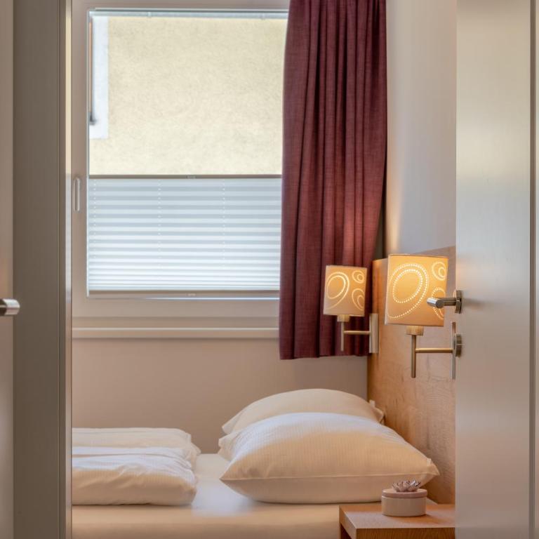 Fourteen Zell am See S&P by All in One Apartments - Two-Bedroom Apartment - 12