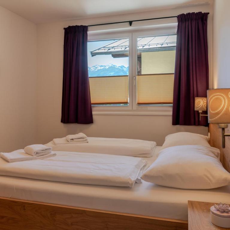 Fourteen Zell am See S&P by All in One Apartments - Three-Bedroom Apartment - 20