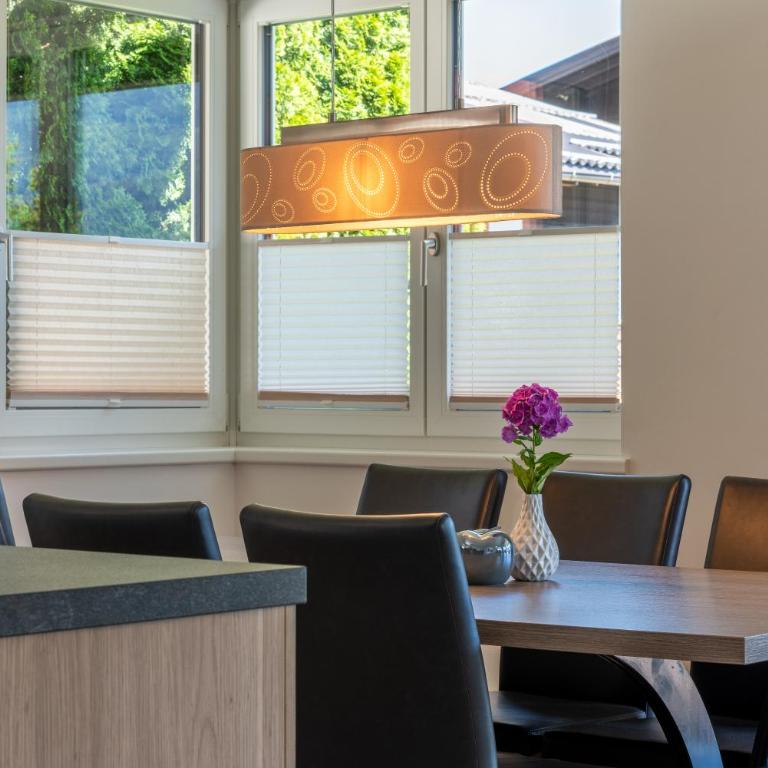 Fourteen Zell am See S&P by All in One Apartments - Three-Bedroom Apartment - 23