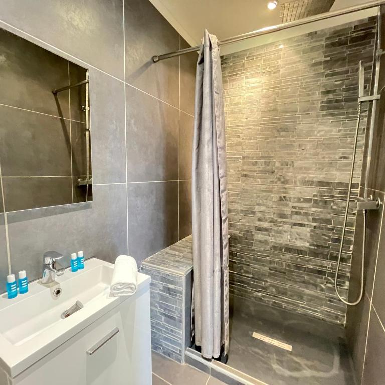 entre le vieux port et le panier - Appartement - Rez-de-Chaussée - 22