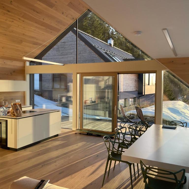 Exclusive Alpenlodge ski in ski out Galsterberg - Three-Bedroom House - 23