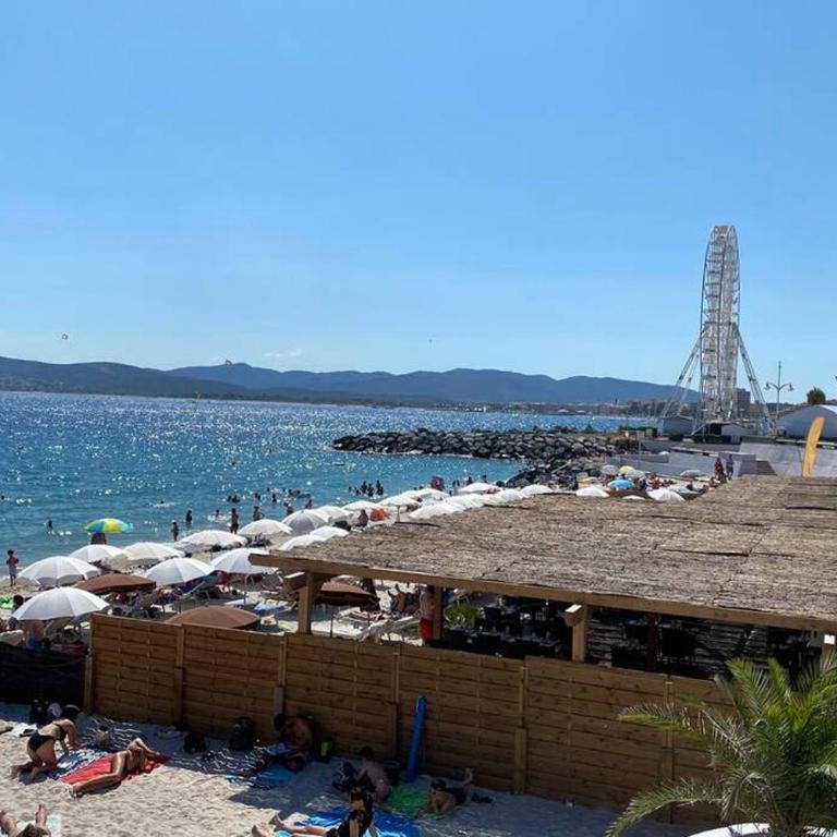 Saint Raphaël, bel appartement en centre ville ! - Apartamento de 1 dormitorio - 7