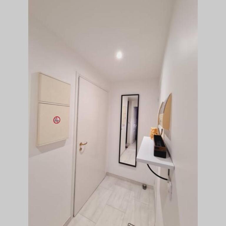 Saint Raphaël, bel appartement en centre ville ! - Apartamento de 1 dormitorio - 17