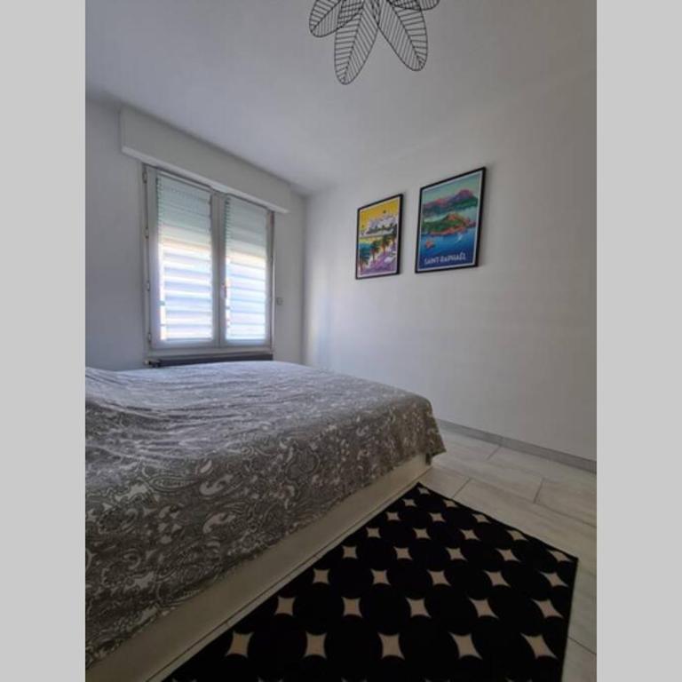 Saint Raphaël, bel appartement en centre ville ! - Apartamento de 1 dormitorio - 19
