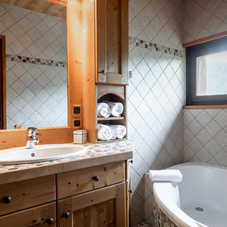 Chalet familial Fleurs des Bois - Rochebrune - Chalet - 35