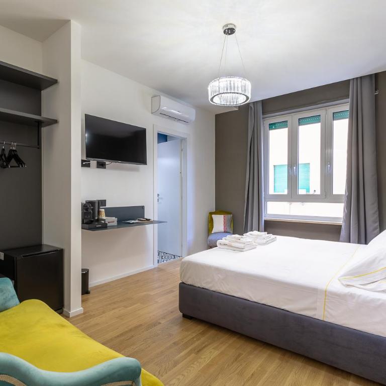 ALMi - Deluxe Double Room - 2