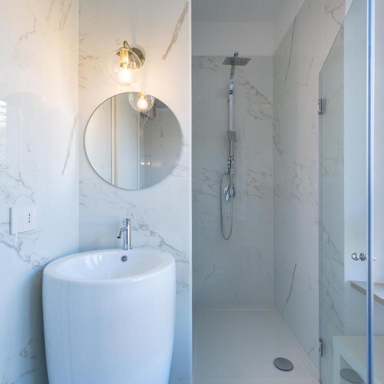 ALMi - Standard Double Room - 6