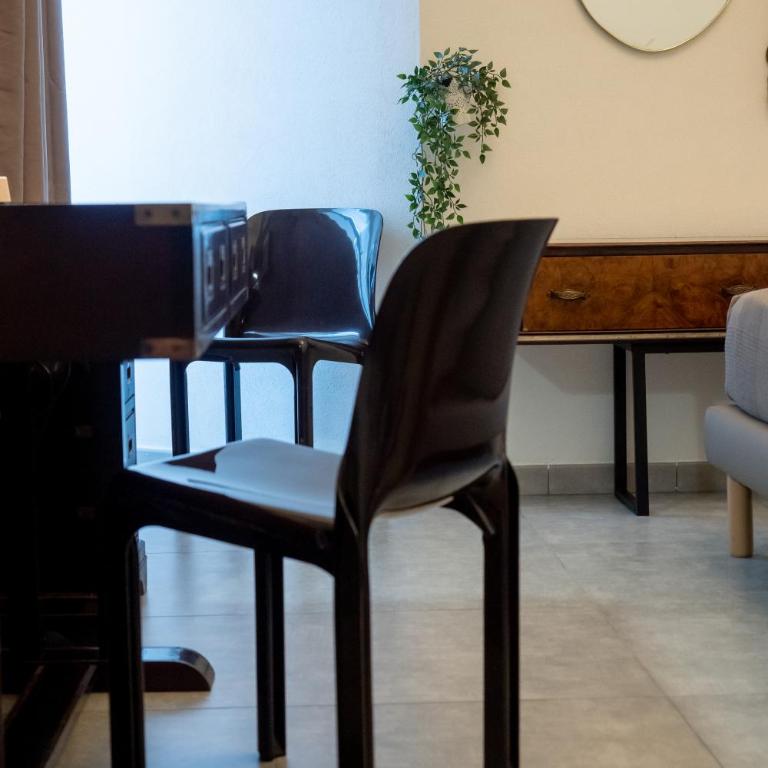 MR SQUARE apartment - One-Bedroom Apartment - 65