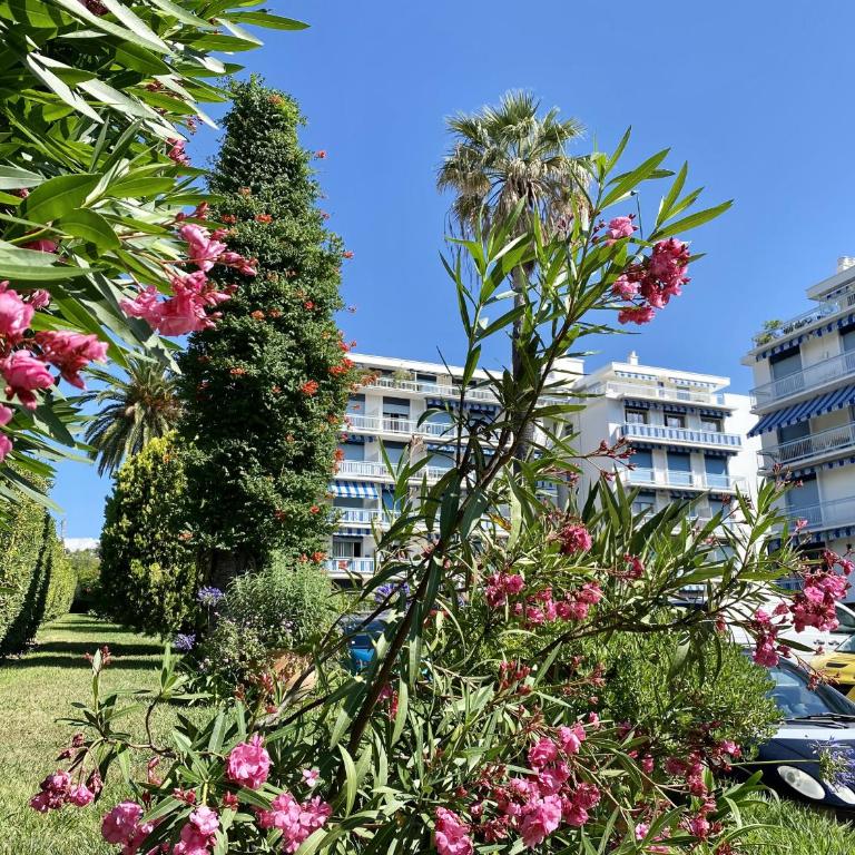 VUE DES ANGES AP4238 By Riviera Holiday Homes - Appartement avec Terrasse - 23