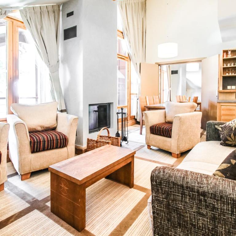 Two internally connecting 2-bed apartments with shared private entrance - Appartement - 1