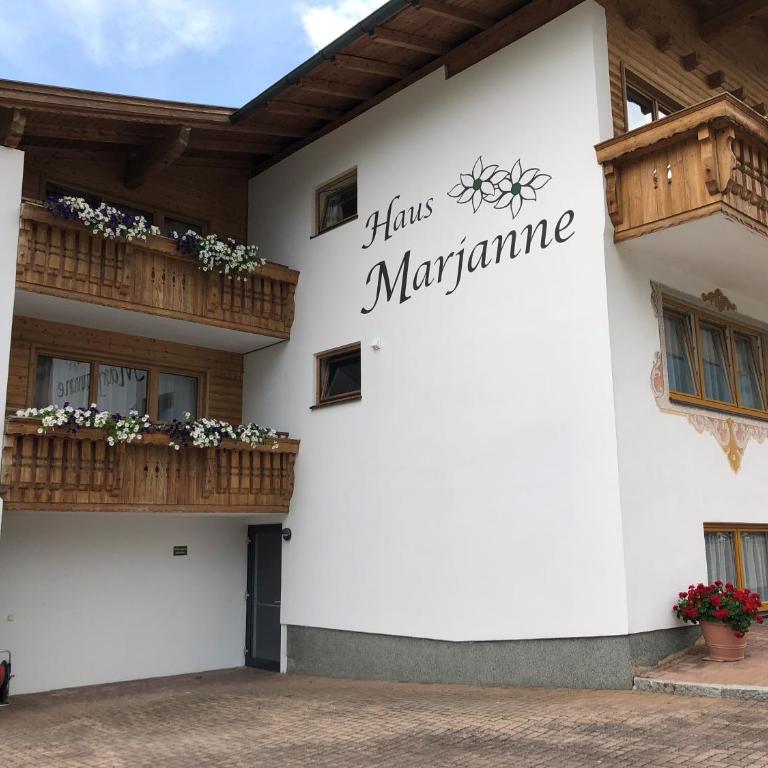 Haus Marjanne - Deluxe Doppelzimmer mit Balkon - 4