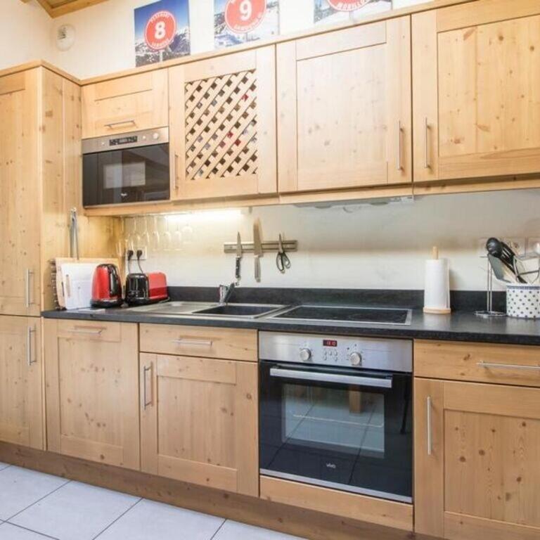 Modern 3 Bed Penthouse Apartment, Balcony & Garage, Close to Village & Ski Bus - Appartement 3 Chambres - 3
