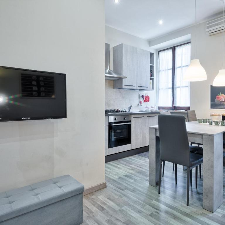ACADAMIS - 4 min a piedi da Porta Susa - Three-Bedroom Apartment - 12