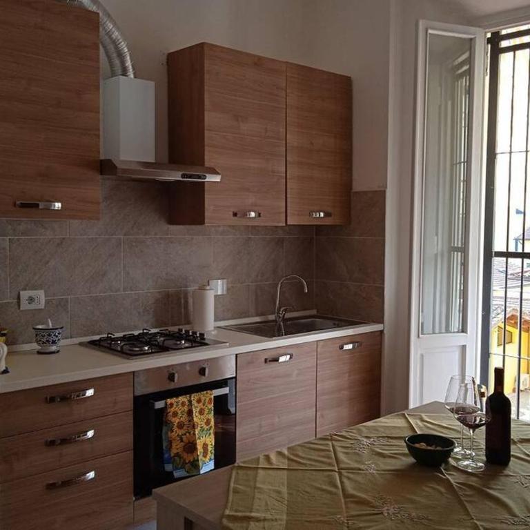 CasaGiorgio a due passi dal centro storico - Appartamento con 2 Camere da Letto - 2