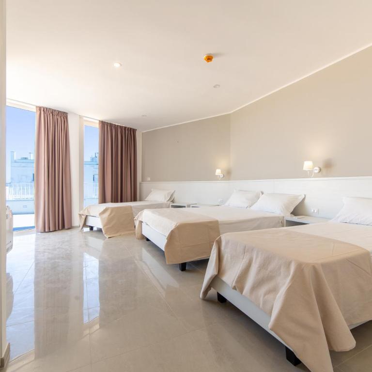Smart Hotel Ugento - Camera Quadrupla Deluxe - 2