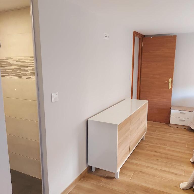 Mirador Puerto - Habitación Cuádruple Económica con baño compartido - 19