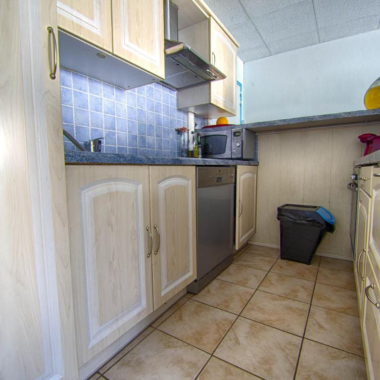 Annecy/Cran Gevrier : grand T2 - Appartement 1 Chambre - 4