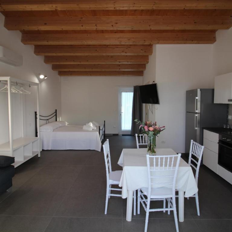 Dimora Savarino Marzamemi Suites with pool - Suite Familiare - 19