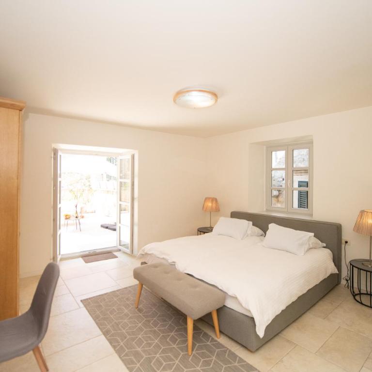Katareo Apartments - Studio with Terrace - 9