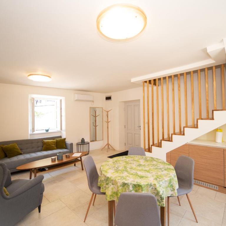 Katareo Apartments - Duplex Apartment - 1