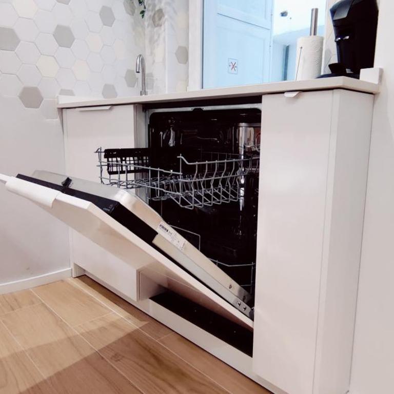 Estupendo Piso de 2 dormitorios en la Gran Vía. A/A. Wifi. - Two-Bedroom Apartment - 22
