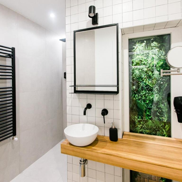 Estupendo Piso de 2 dormitorios en la Gran Vía. A/A. Wifi. - Two-Bedroom Apartment - 26