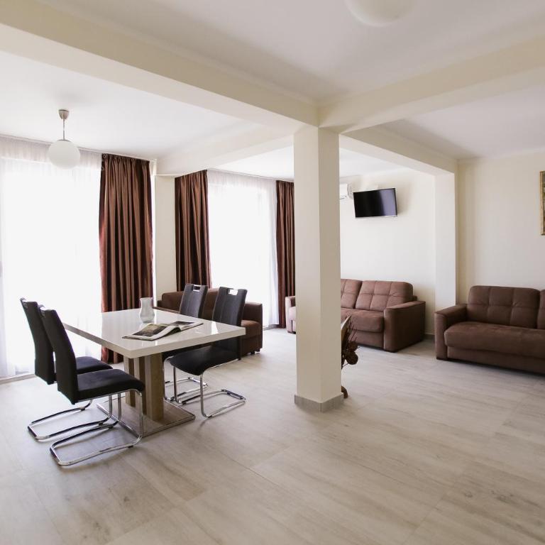 Villa Blanca - Deluxe Apartment - 1
