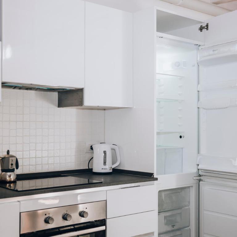Guggenheim Luxury Suites By Bricola Apartments - Appartamento con 2 Camere da Letto - 8