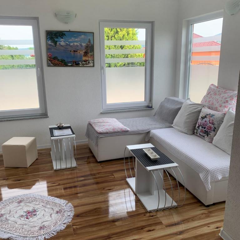 Nisa & De Apartmani - One-Bedroom Apartment - 56