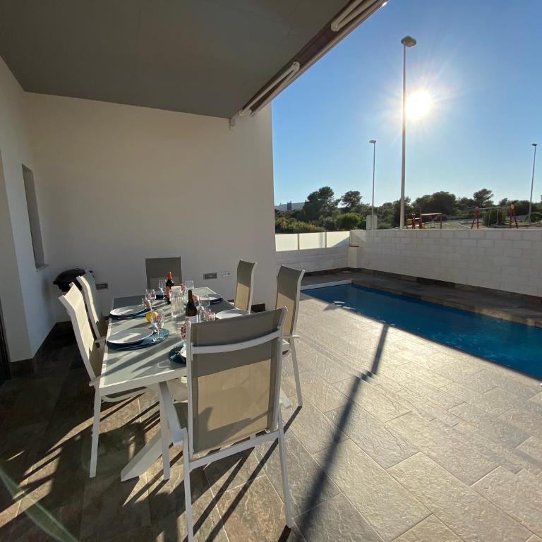 villamartin - Villa con piscina privada - 6
