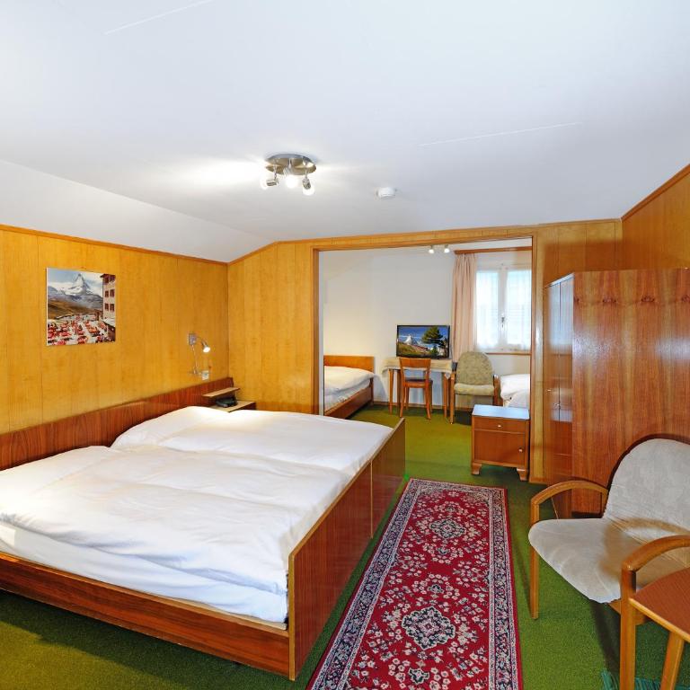 Hotel Alphubel - Habitación cuádruple - 1