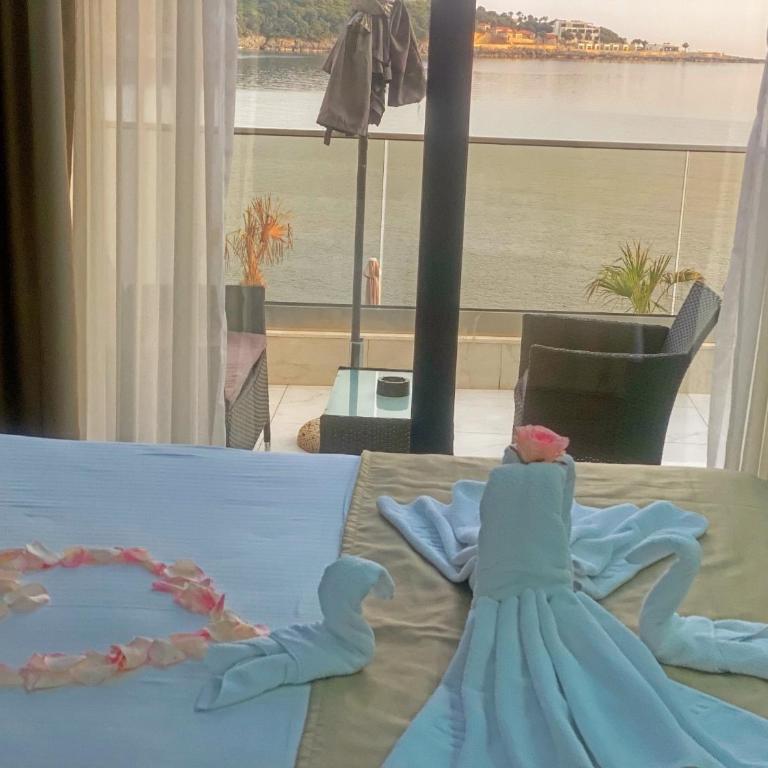 Apart Lux Beciragic - Deluxe Double Room with Sea View - 4