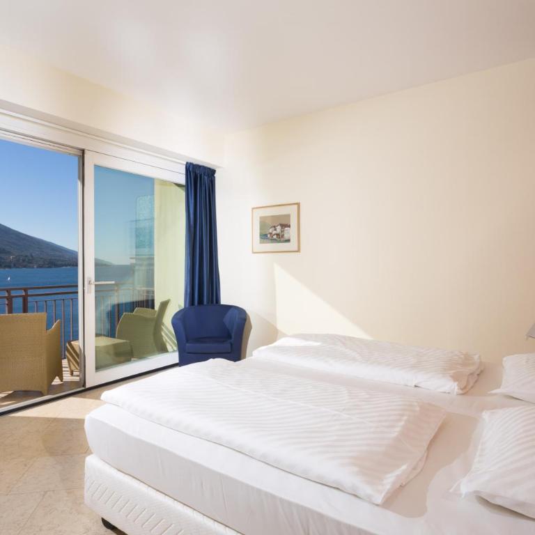Hotel Maximilian - Camera Matrimoniale Classic con Vista Lago - 2