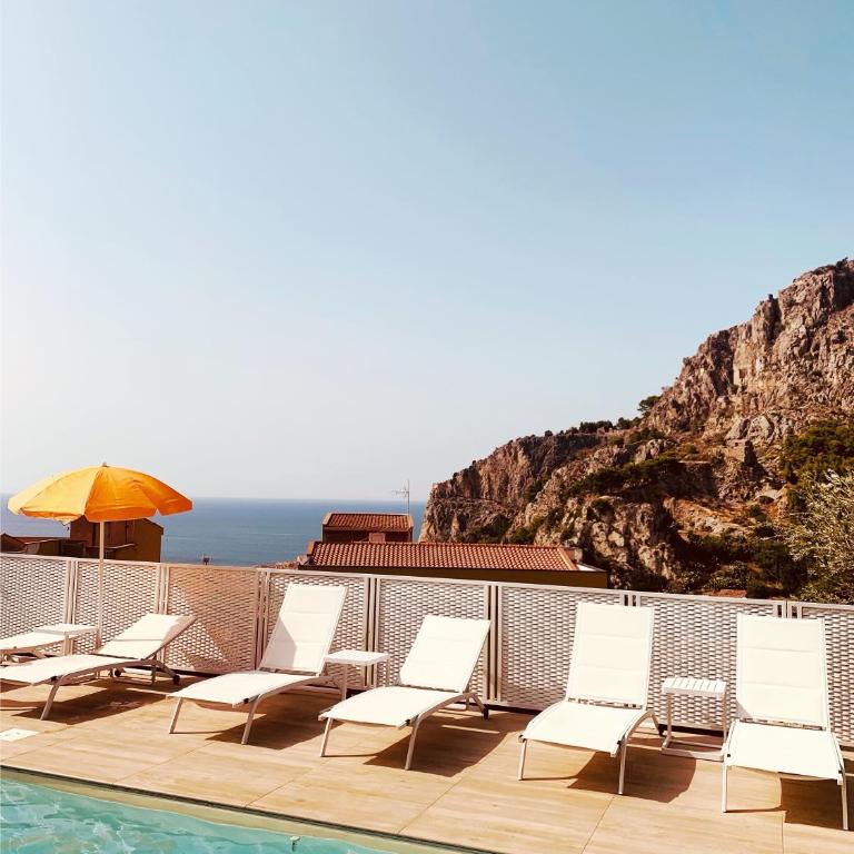 B&B Villa Di Giorgi - Double Room with Balcony and Sea View - 3