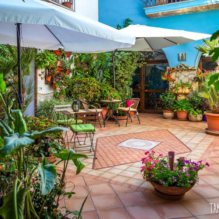 La Finestra sul Cortile B&B - Double Room with Garden View - 2
