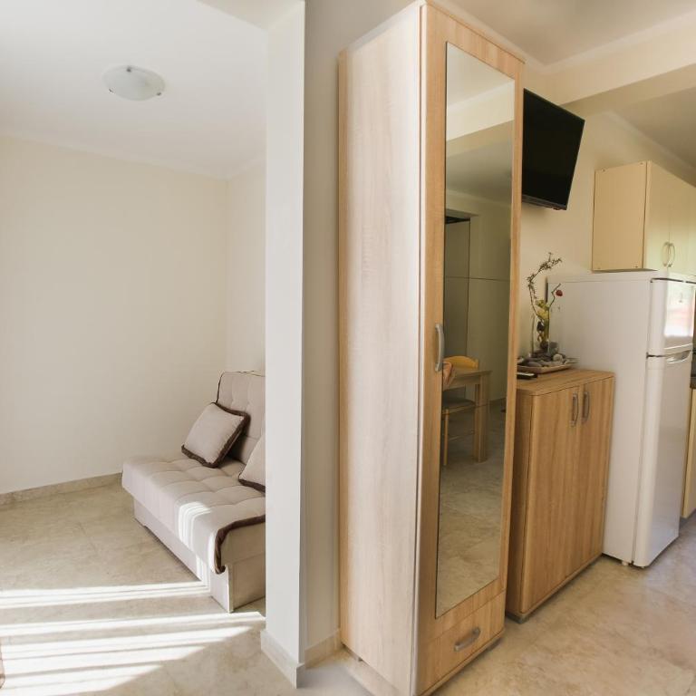 Villa Blanca - Apartment with Terrace - 2