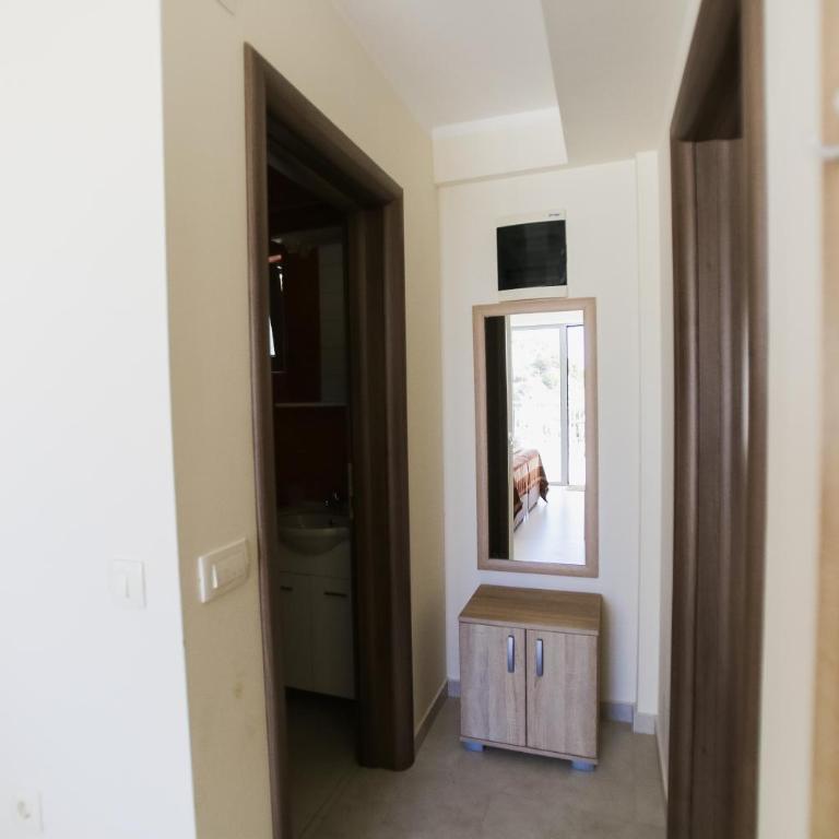Villa Blanca - Studio with Terrace - 3