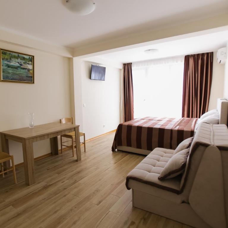 Villa Blanca - Studio with Balcony - 4