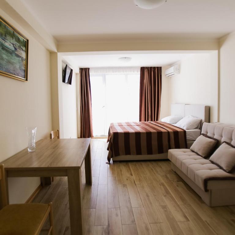 Villa Blanca - Studio with Balcony - 7