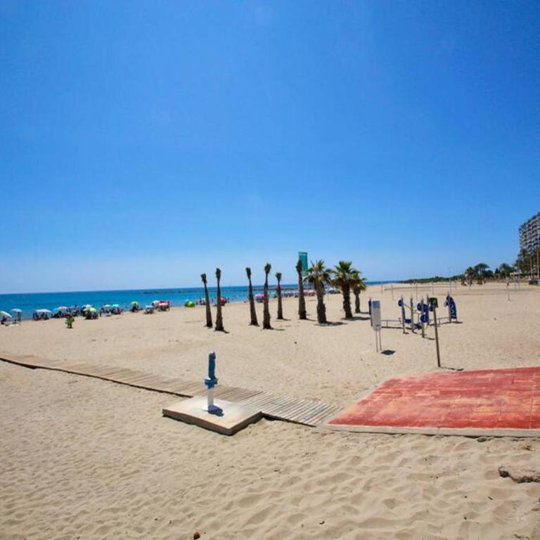 New apartment with AC near the beach - Apartamento de 2 dormitorios - 18