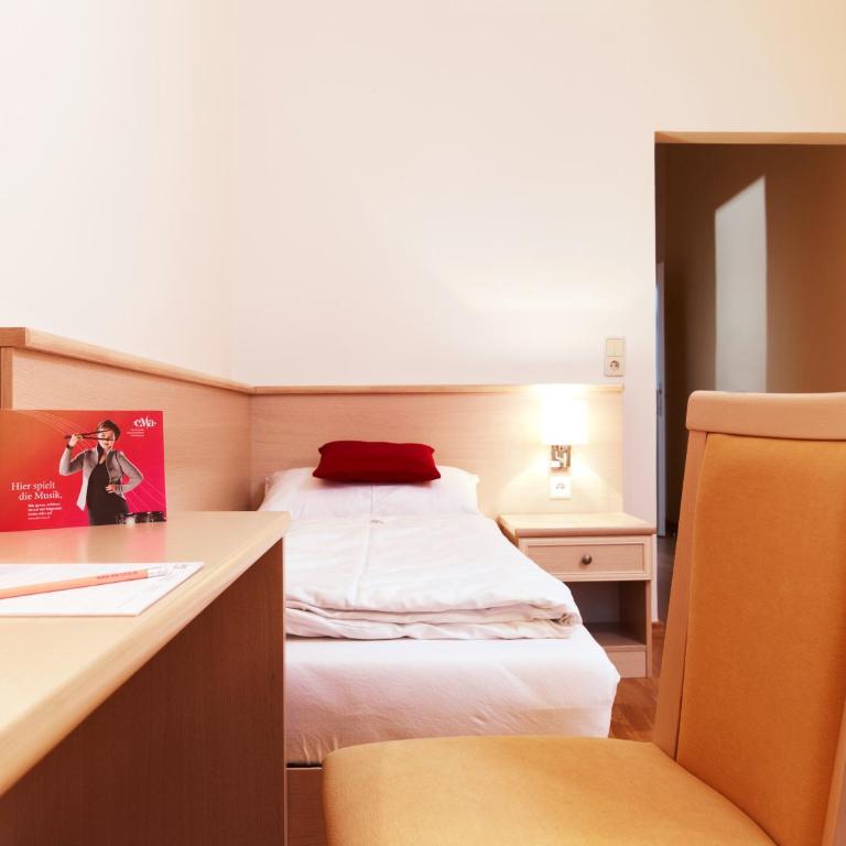 CMA Stift Ossiach - Comfort Einzelzimmer mit Seeblick - 2