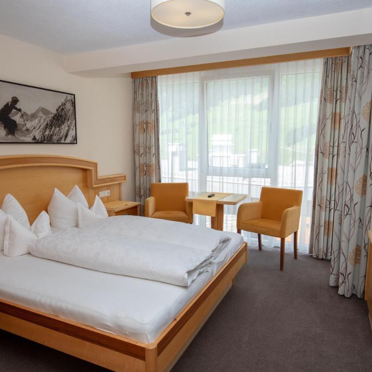 Hotel Charly - Doppelzimmer - 2