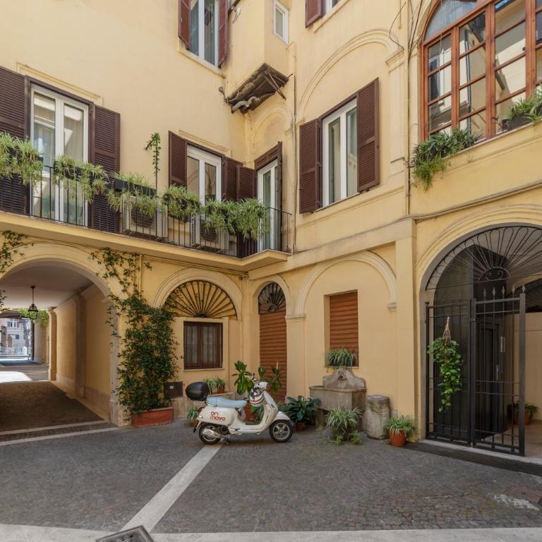 GuestHost - Largo di Torre Argentina Apartment - Two-Bedroom Apartment - 22